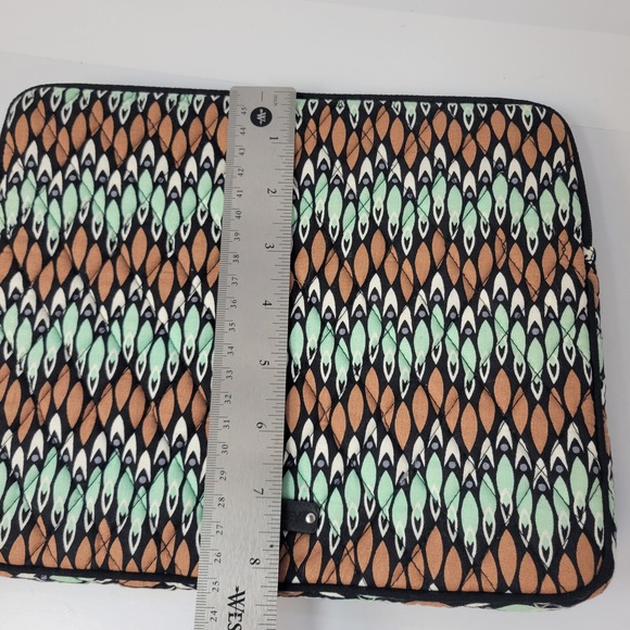 Vera Bradley Tablet Sleeve Case Pouch Bag Sierra Stream Quilted Ikat School Work - Picture 4 of 8
